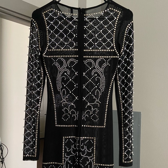 San Joy - BEADS AND PEARLS PATTERNED STONE DRESS - Picture 5 of 8